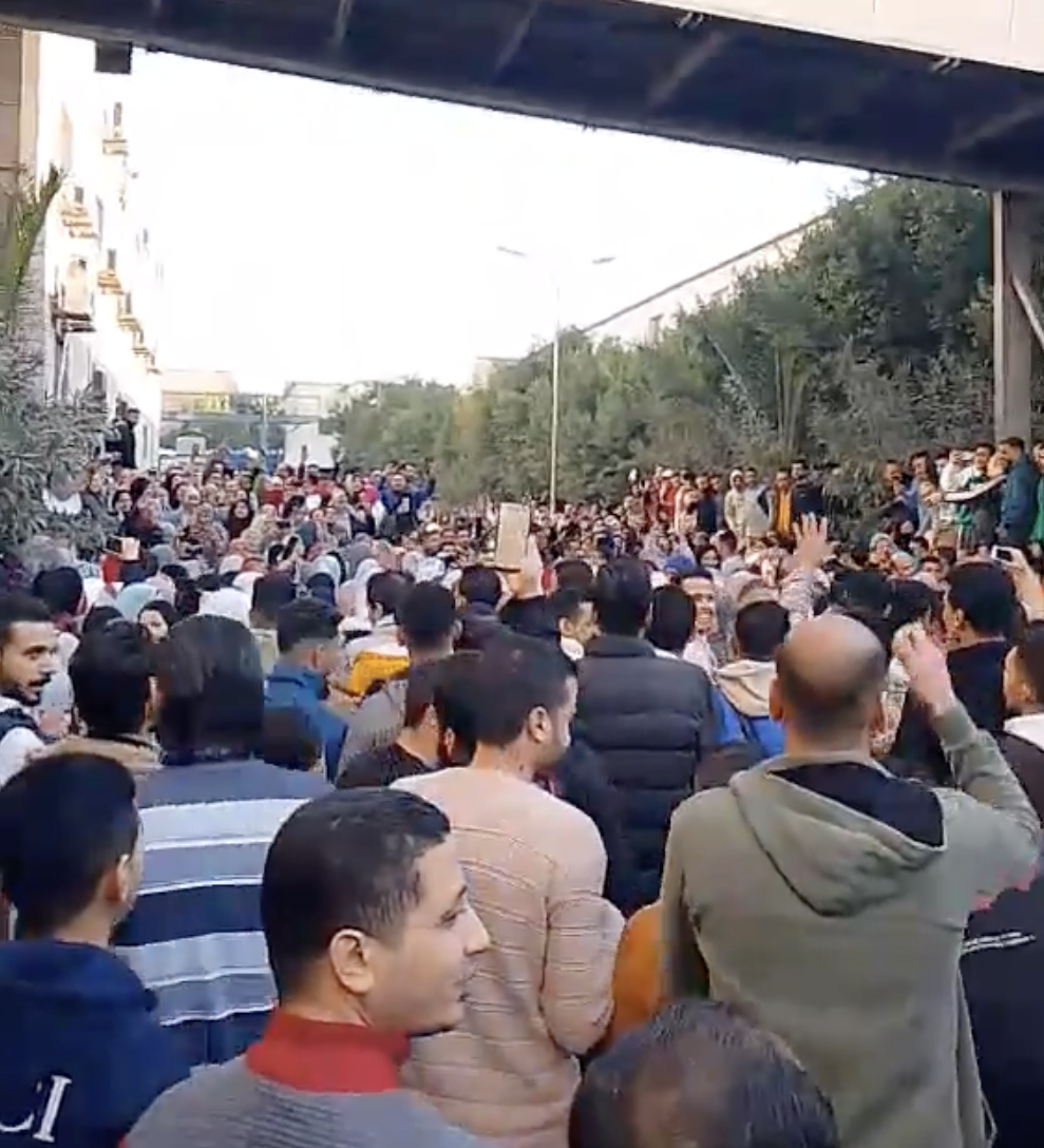 Authorities arrest 26 workers as thousands strike for fair pay at supplier for international brands
